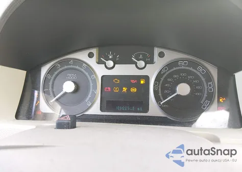 2008 Mercury Mariner I4 z USA, uszkodzony, nr VIN 4M2CU91ZX8KJ30624